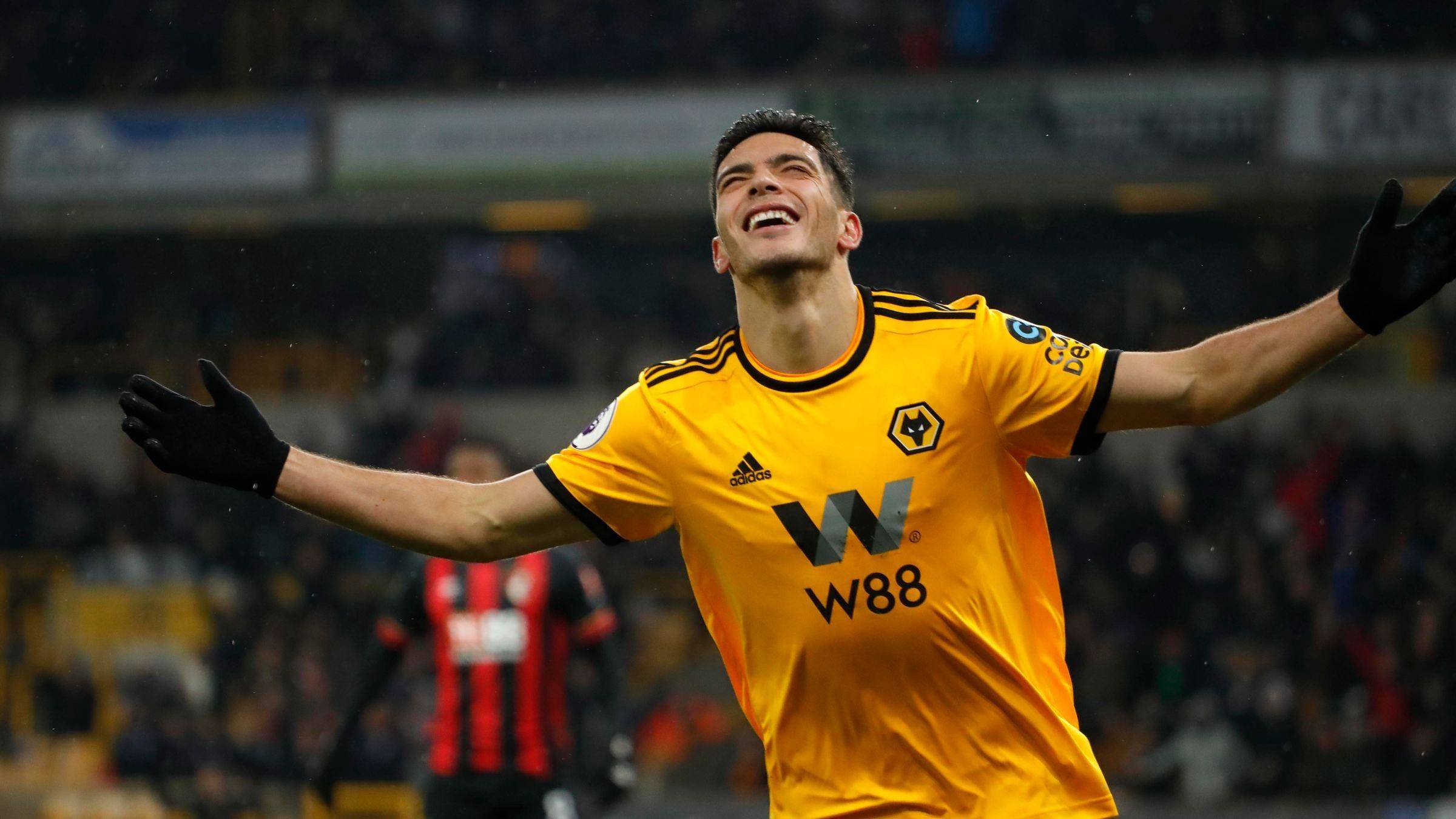 官方登录器-狼队闷平对手,球队表现冷静淡定